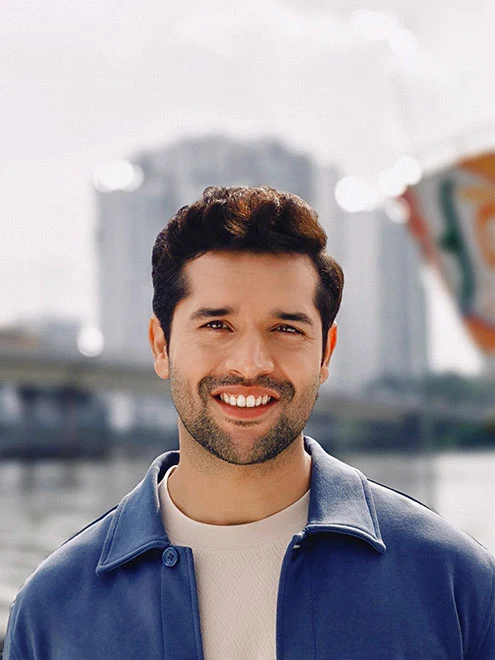 photo-sample-by-vivo-v40-pro-with-85mm-figure-portrait-camera-in.jpg